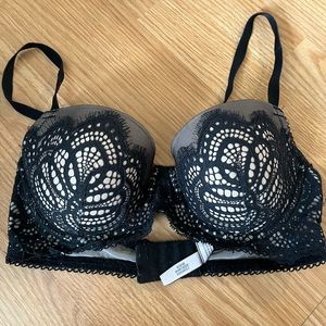 Victorias Secret‎ bra